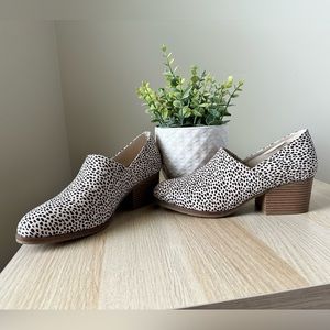 NWT Sonoma Heeled Booties